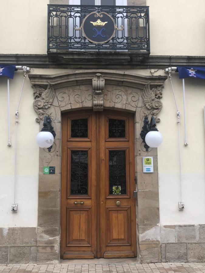 Bourbon-lʼArchambault Hotel Montespan المظهر الخارجي الصورة