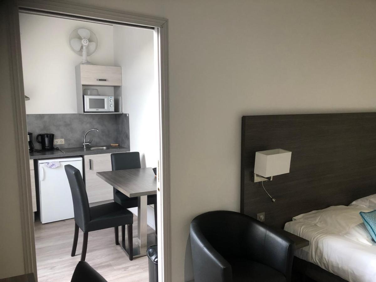 Bourbon-lʼArchambault Hotel Montespan المظهر الخارجي الصورة